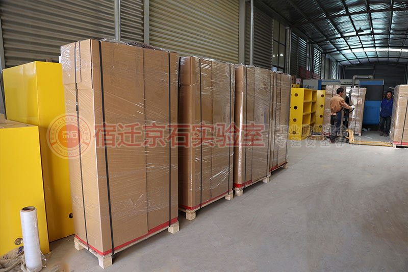 毒害品柜生產(chǎn)廠(chǎng)家發(fā)貨案例